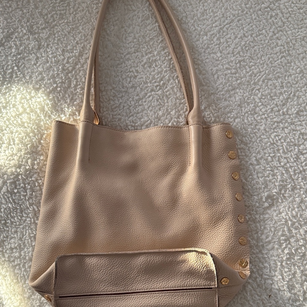 HAMMITT Elegant Nude-blush Shoulder Bag with Gold Accents